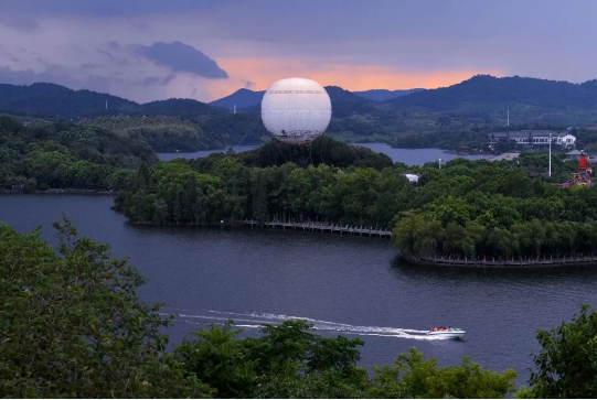 亚洲男人的天堂一区二区无码